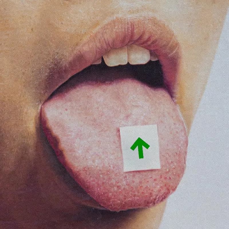 Higher arrow card resting on a tongue